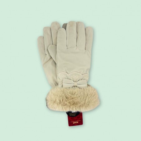 Wholesale winter gloves collection 2024/2025 - timeless elegance for retailers