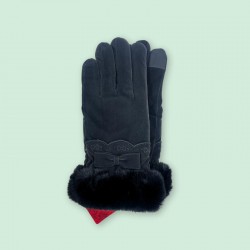 Elegant winter gloves with soft fur lining - available in pastel colours